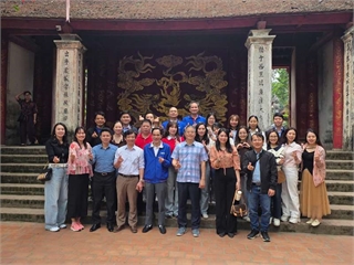 Phòng Thanh tra Giáo dục phối hợp tổ chức đi học tập truyền thống, lịch sử đầu năm 2026 tại Chùa Khai Nguyên và Đền Và