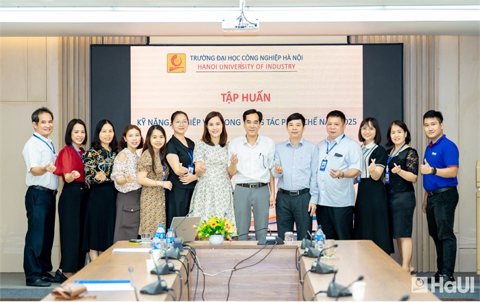 Tập huấn về công tác pháp chế - xây dựng văn hóa tuân thủ pháp luật