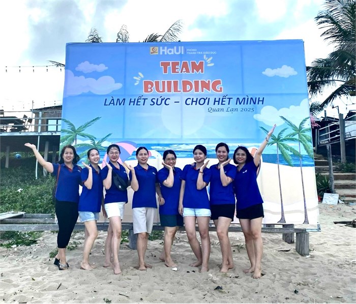 Công đoàn bộ phận phòng Thanh tra giáo dục tổ chức tham quan, học tập bồi dưỡng hè 2025