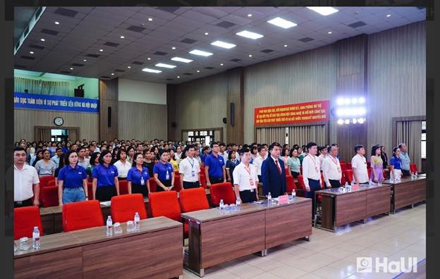 Chi bộ Phòng Thanh tra giáo dục đạt giải thưởng cao trong “Cuộc thi chính luận bảo vệ nền tảng tư tưởng của Đảng lần thứ V, năm 2025”