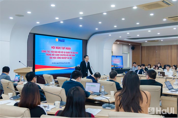 Đại học Công nghiệp Hà Nội tập huấn công tác văn bản nội bộ và quản trị đại học