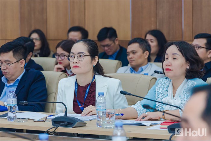 Đại học Công nghiệp Hà Nội tập huấn công tác văn bản nội bộ và quản trị đại học